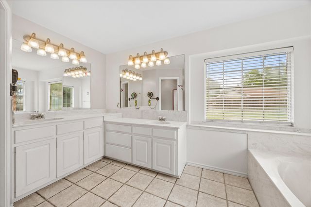 10601 Woodland Drive, Greenville, TX 75402