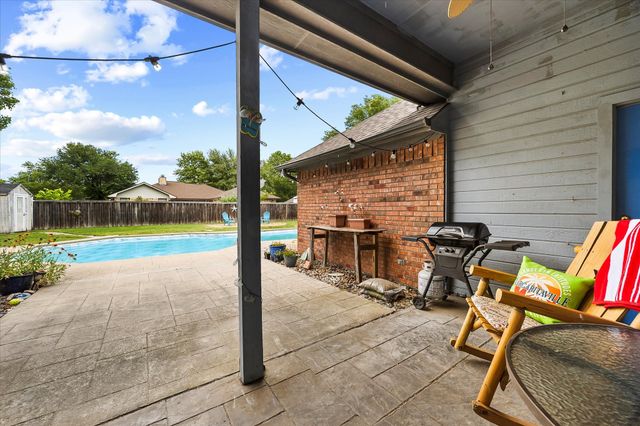 10601 Woodland Drive, Greenville, TX 75402