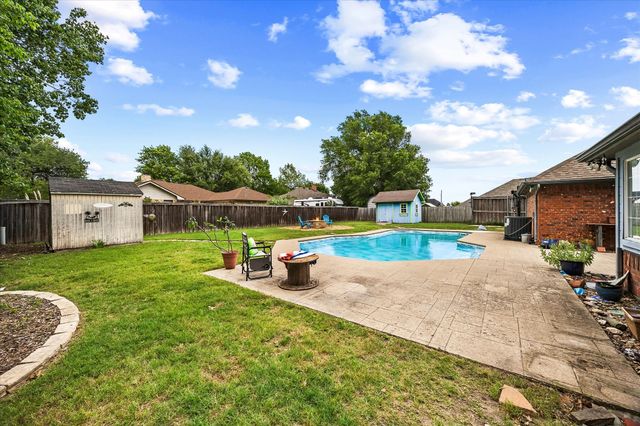 10601 Woodland Drive, Greenville, TX 75402