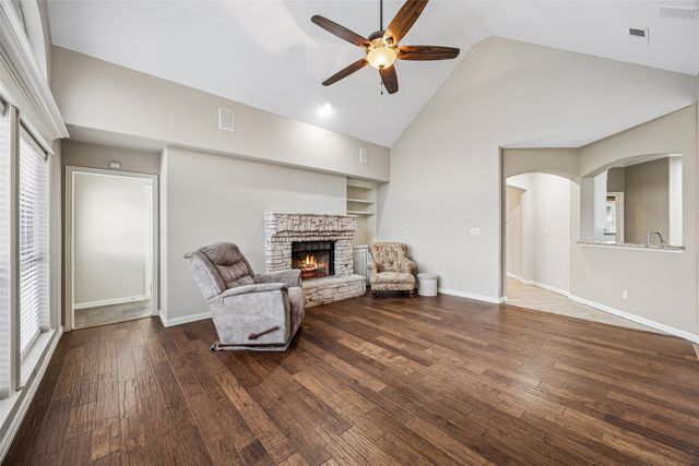 416 Bronco Circle, Shady Shores, TX 76208