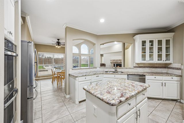 416 Bronco Circle, Shady Shores, TX 76208