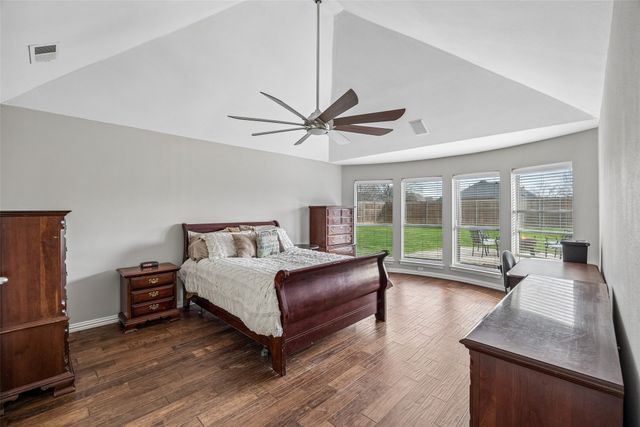 416 Bronco Circle, Shady Shores, TX 76208