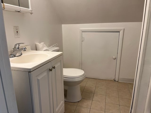 220 W Raye Drive, Chicago Heights, IL 60411