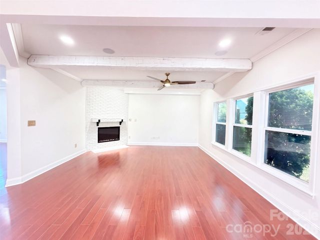 14903 Superior Street, Charlotte, NC 28273