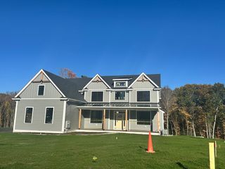 8 Cranberry Meadow Way, North Reading, MA 01864