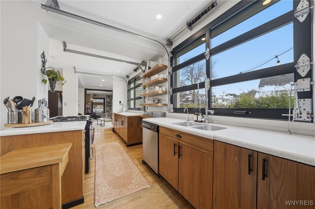 254 Hoyt Street, Buffalo, NY 14213