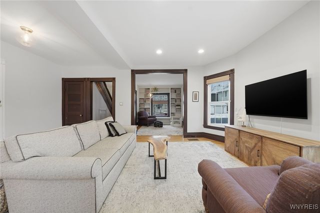 254 Hoyt Street, Buffalo, NY 14213