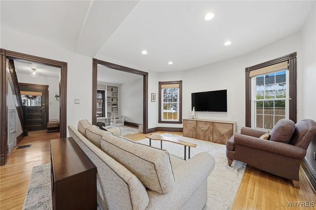 254 Hoyt Street, Buffalo, NY 14213