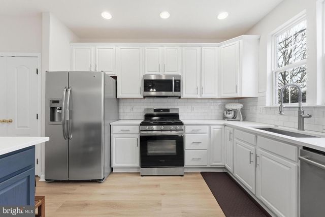 13993 SAWTEETH WAY, Centreville, VA 20121