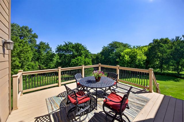 4062 NW 171st Court, Clive, IA 50325