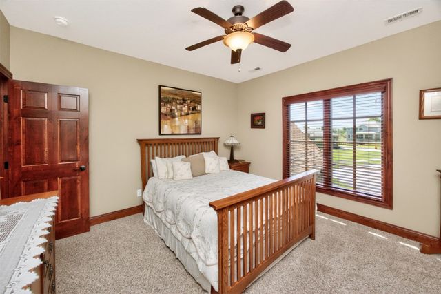 4062 NW 171st Court, Clive, IA 50325