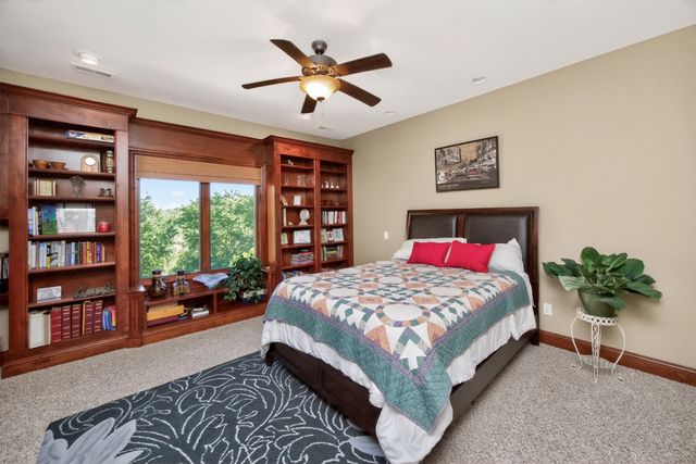 4062 NW 171st Court, Clive, IA 50325