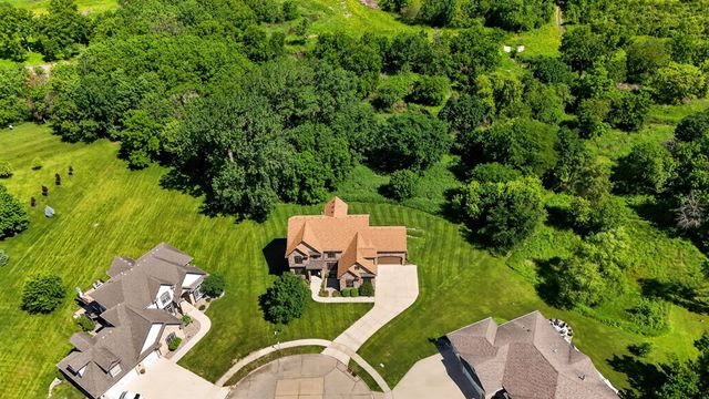 4062 NW 171st Court, Clive, IA 50325