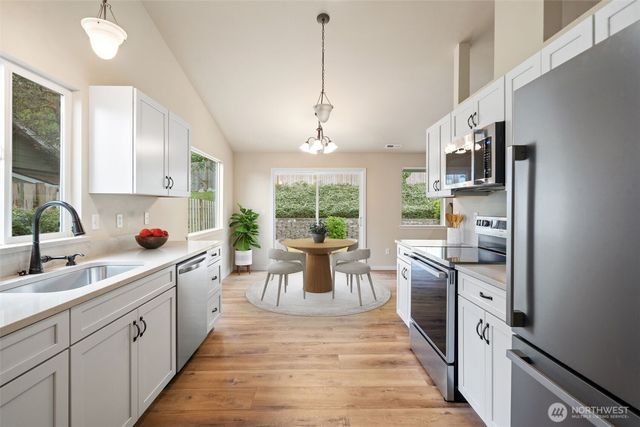 101 Vista View Court, Shelton, WA 98584