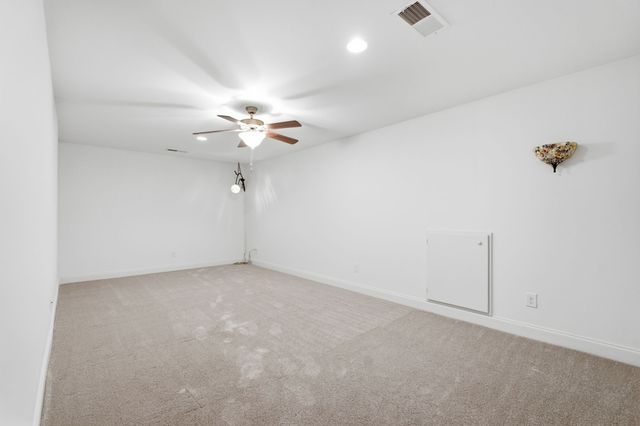473 Stonegate Dr, Lebanon, TN 37090