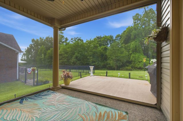 473 Stonegate Dr, Lebanon, TN 37090