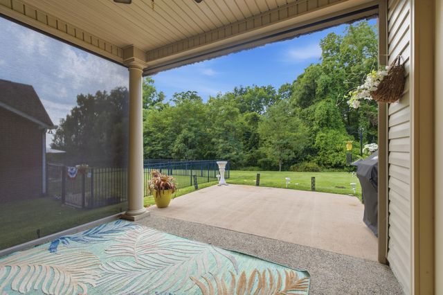 473 Stonegate Dr, Lebanon, TN 37090
