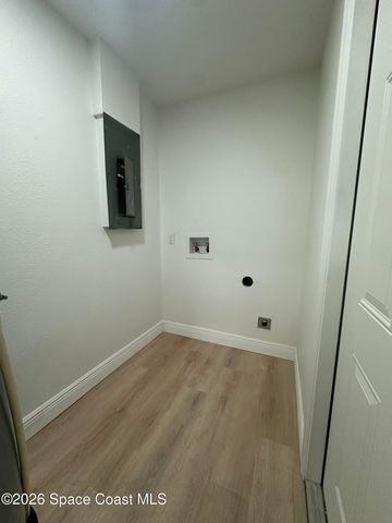 328 Bay Avenue Ab, Cocoa, FL 32922