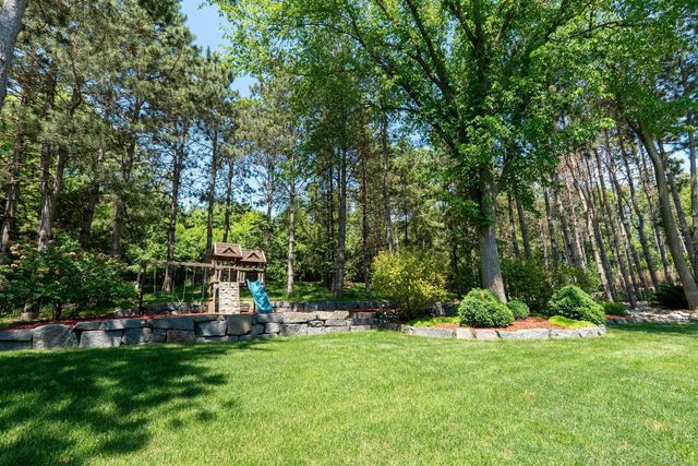 15622 Michele Lane, Eden Prairie, MN 55346