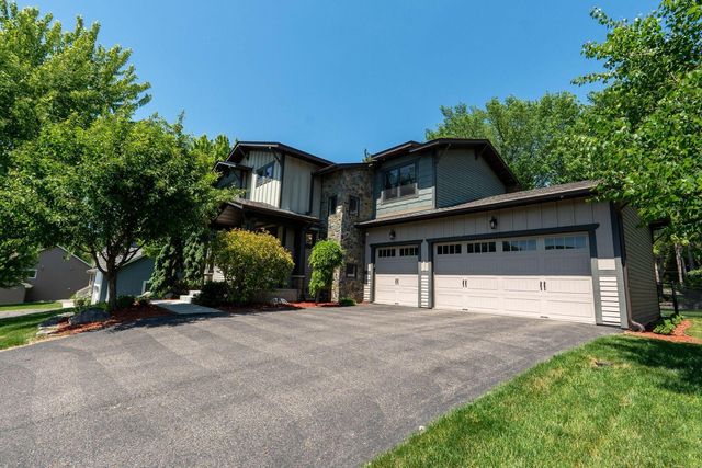 15622 Michele Lane, Eden Prairie, MN 55346