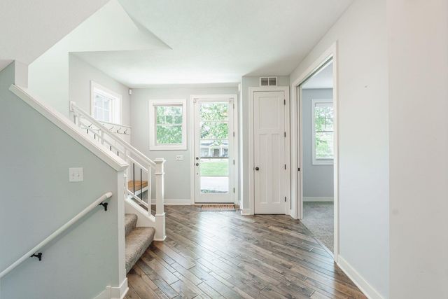 15622 Michele Lane, Eden Prairie, MN 55346
