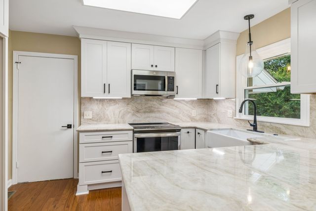 108 Poteat Pl, Franklin, TN 37064