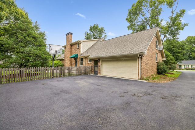 108 Poteat Pl, Franklin, TN 37064