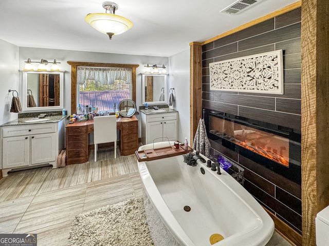 1050 County Line Road 10.75AC, Griffin, GA 30224