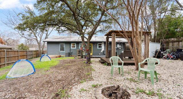 3004 Burning Oak DR, Austin, TX 78704