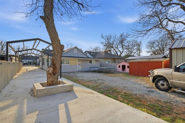 707 N 34th Street, Waco, TX 76710