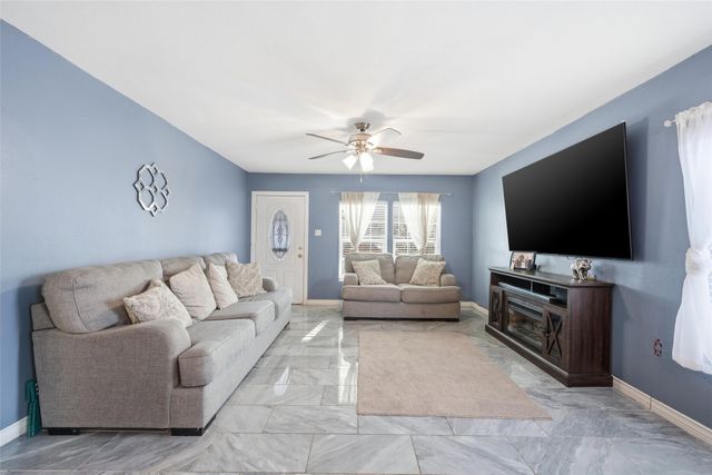 707 N 34th Street, Waco, TX 76710