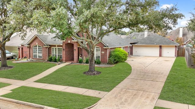 16907 Sandestine Drive, Houston, TX 77095