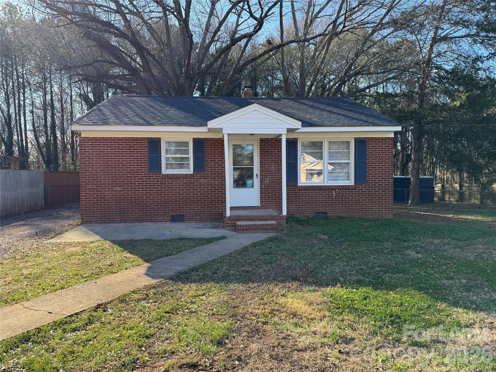 18 Barnes Drive, Belmont, NC 28012