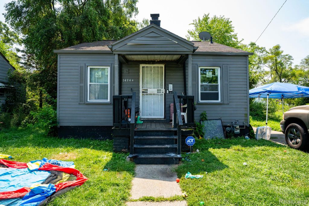 14944 Manning Street, Detroit, MI 48205