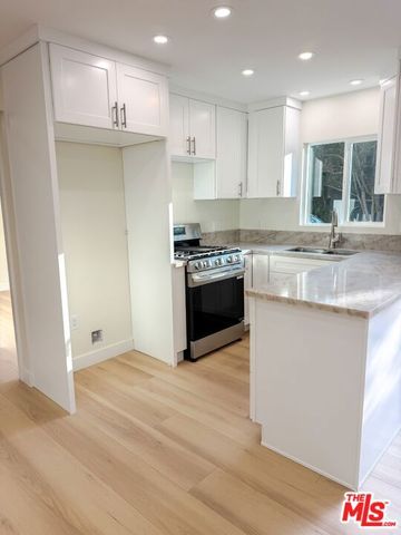 326 E Randolph Street A, Glendale, CA 91207