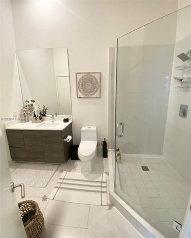 1100 S Miami Ave 301, Miami, FL 33130