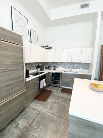 1100 S Miami Ave 301, Miami, FL 33130