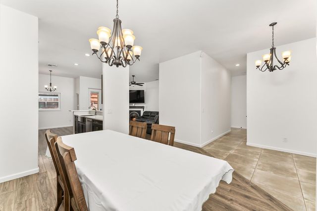 8010 Falcon View Dr, Antelope, CA 95843