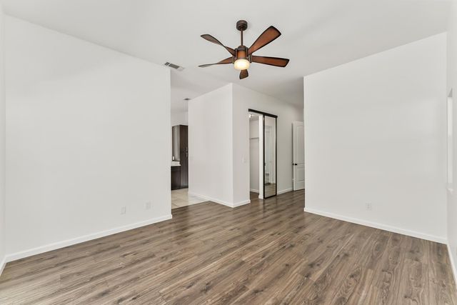 8010 Falcon View Dr, Antelope, CA 95843
