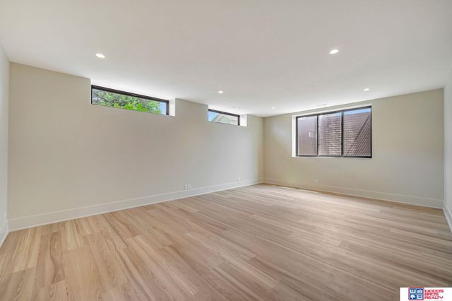 8440 Birkett Place, Lincoln, NE 68516