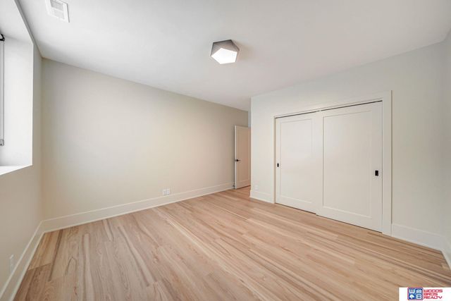 8440 Birkett Place, Lincoln, NE 68516