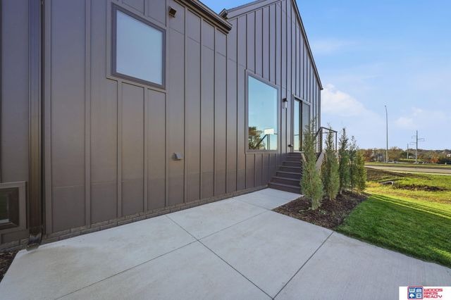 8440 Birkett Place, Lincoln, NE 68516