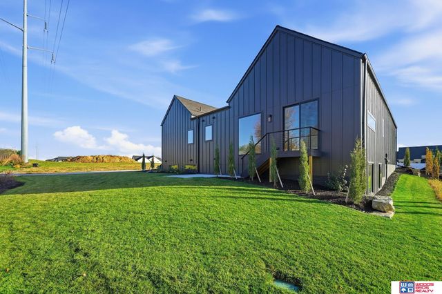 8440 Birkett Place, Lincoln, NE 68516