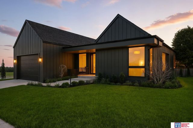 8440 Birkett Place, Lincoln, NE 68516