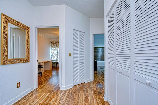 609 TROPICAL BREEZE WAY 609, Tampa, FL 33602