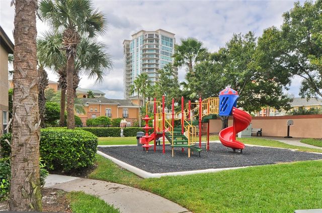 609 TROPICAL BREEZE WAY 609, Tampa, FL 33602