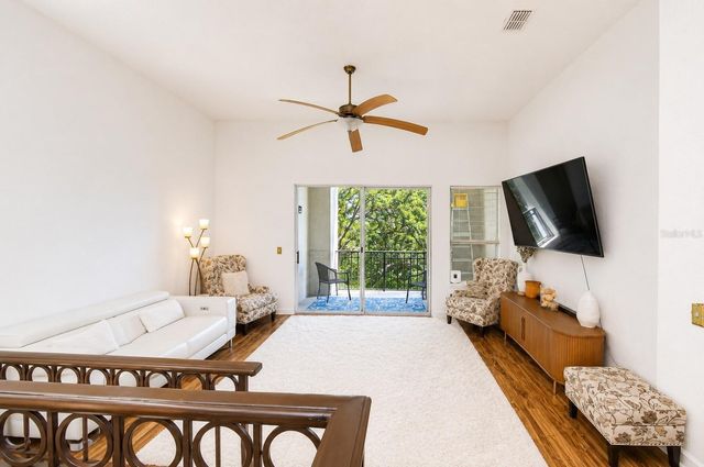 609 TROPICAL BREEZE WAY 609, Tampa, FL 33602