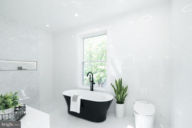 414 BAY DR, Stevensville, MD 21666