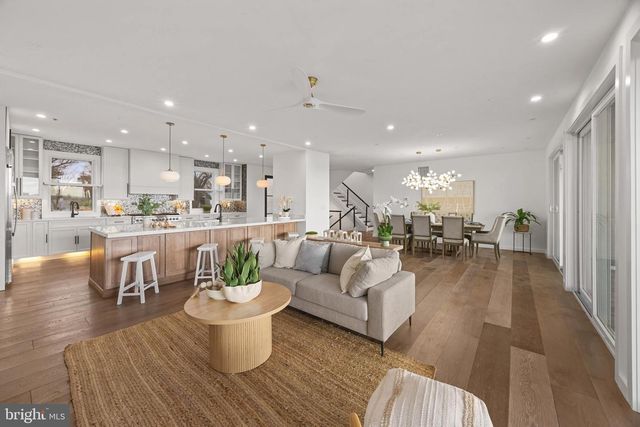 414 BAY DR, Stevensville, MD 21666