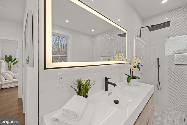 414 BAY DR, Stevensville, MD 21666